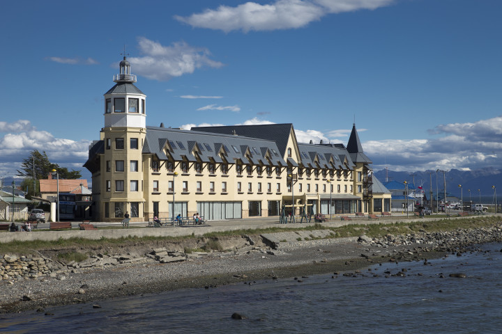 Escapada a Puerto Natales en Hotel Costaustralis