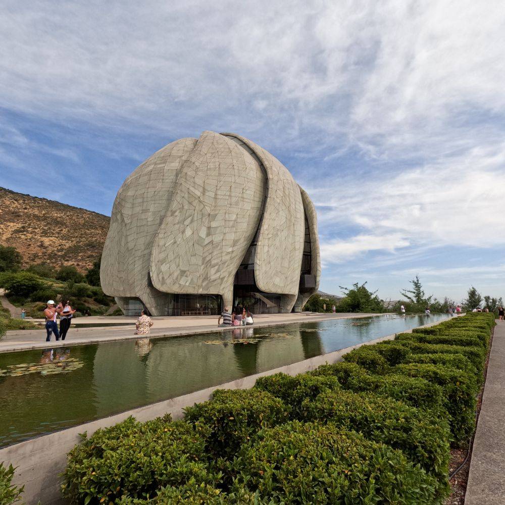 Cousiño Macul + Templo Bahá'í