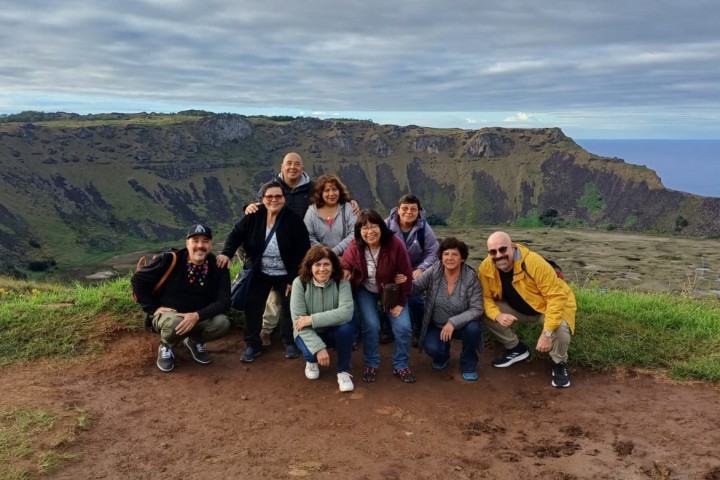 Tour día completo Anakena