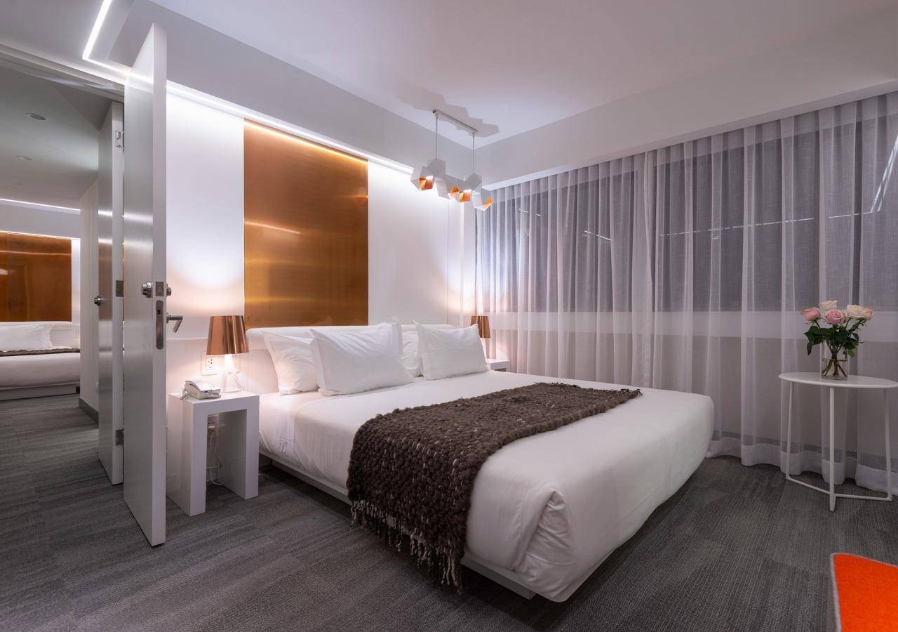Noche Romántica Hotel 45 BY Director