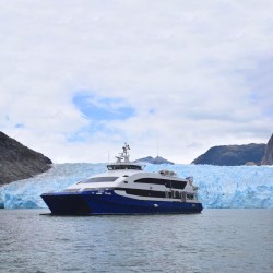 Navegación Laguna San Rafael desde Puerto Chacabuco