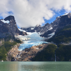 Navegación a los Glaciares Balmaceda y Serrano desde Puerto Natales
